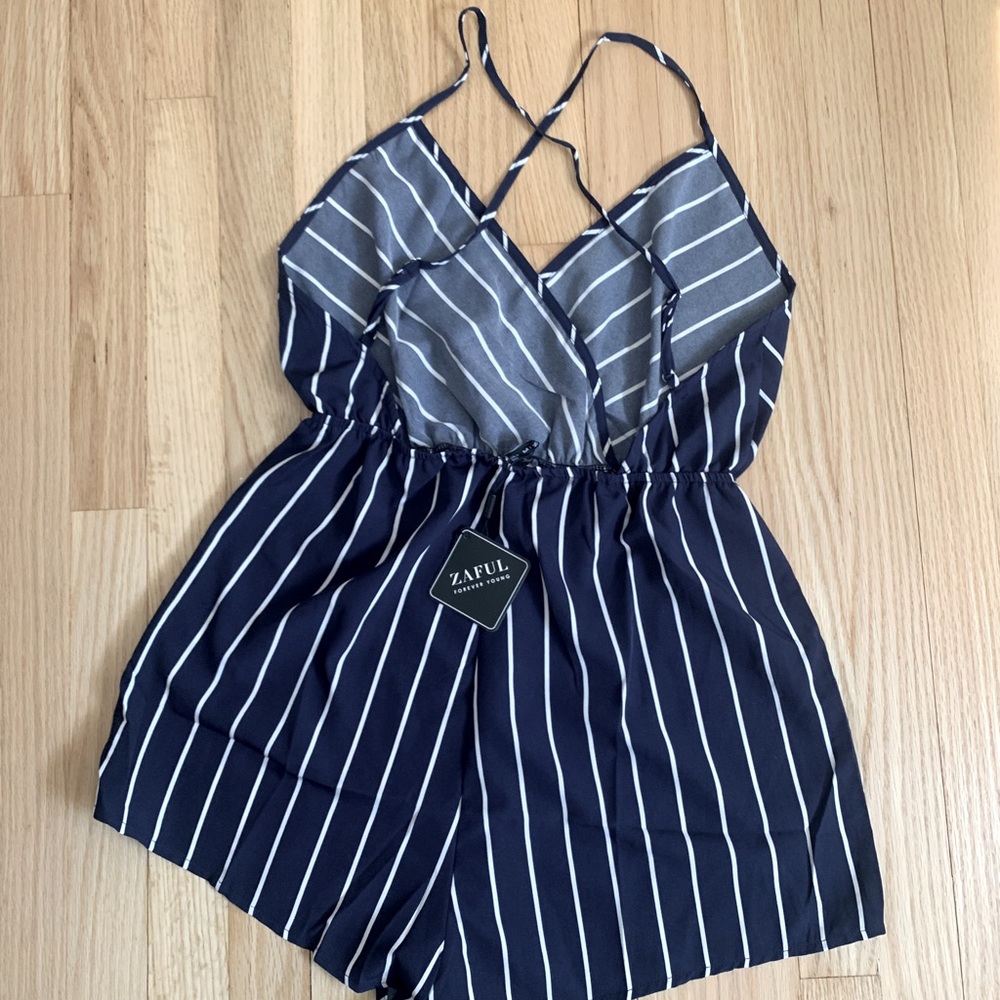 Romper - Picture 2 of 4